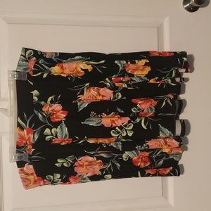 NWOT Torrid skirt Women's size 2